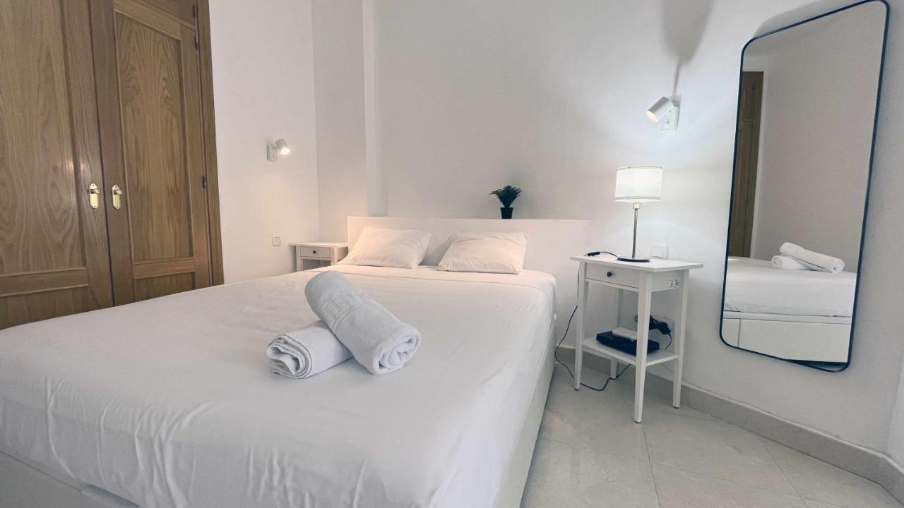 Appartement Nuevo Con Piscina Y Parking En La Playa à Torre de Benagalbon Extérieur photo