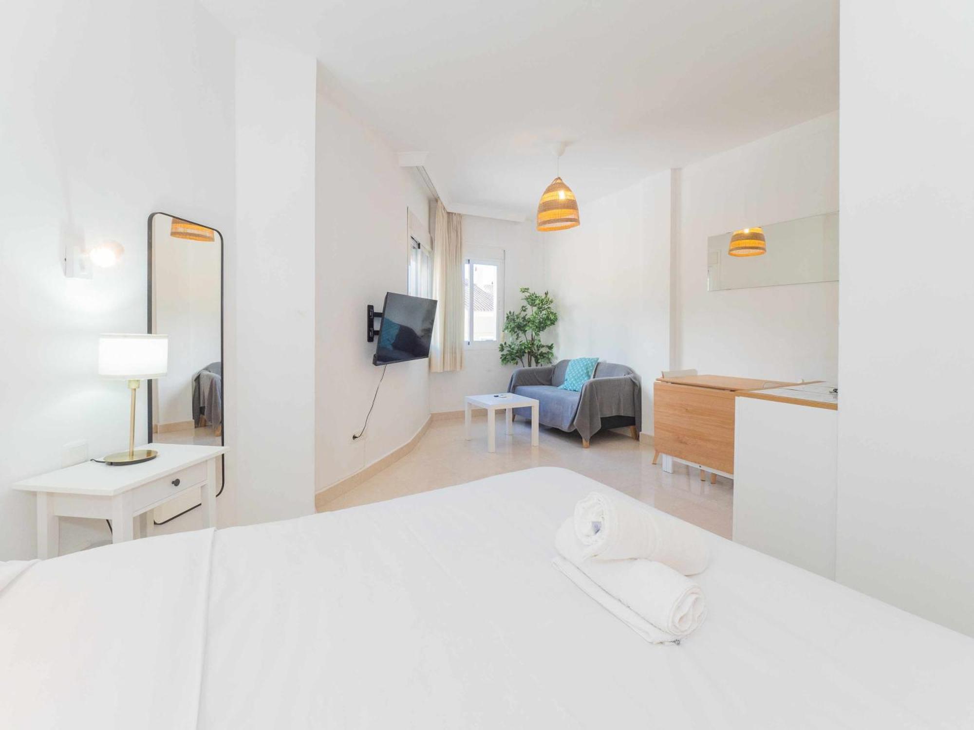 Appartement Nuevo Con Piscina Y Parking En La Playa à Torre de Benagalbon Extérieur photo